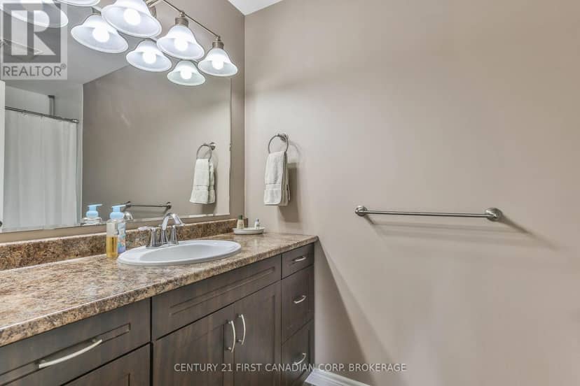 232 Brock Street — photo 28 of 40