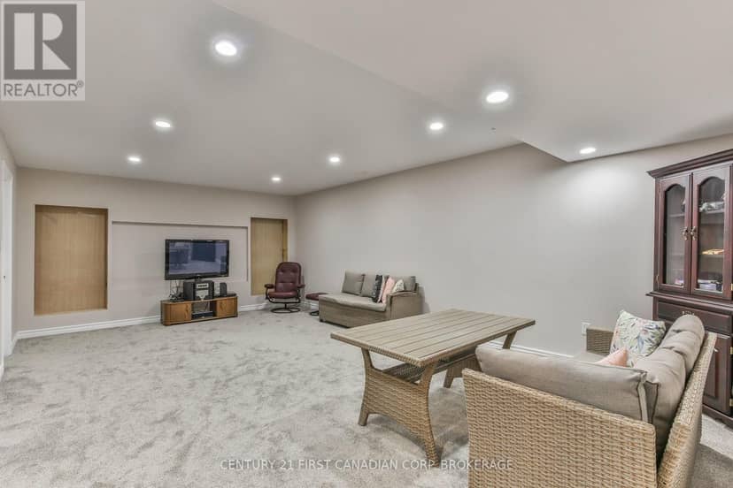 232 Brock Street — photo 32 of 40