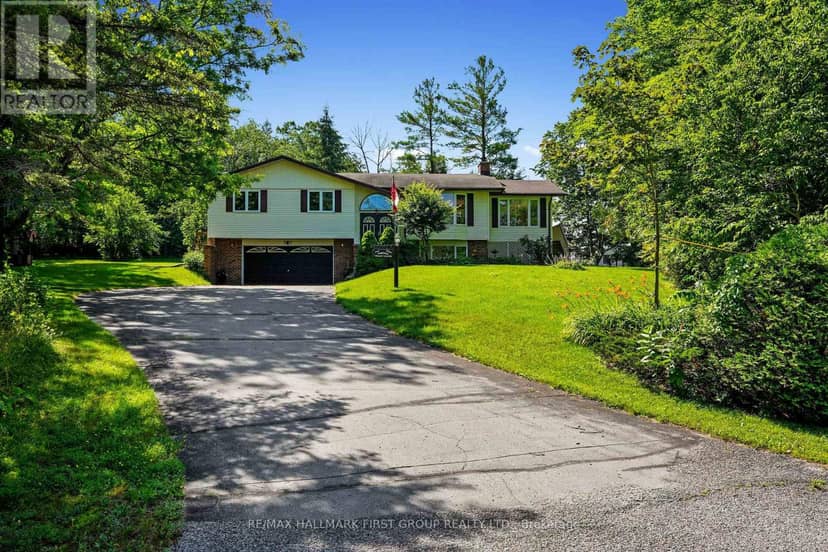 35 Crowe Bay Heights — photo 2 of 40