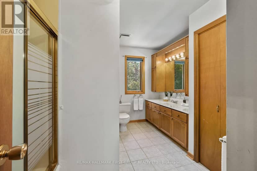 35 Crowe Bay Heights — photo 27 of 40