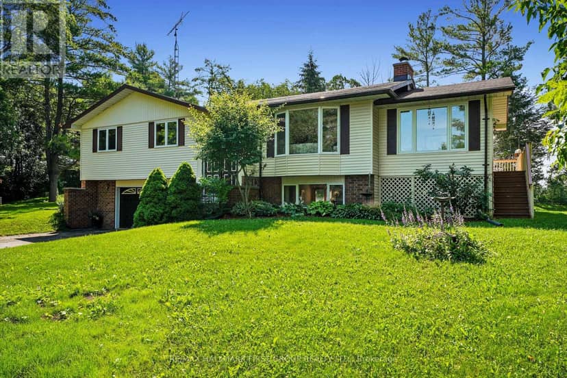 35 Crowe Bay Heights — photo 3 of 40