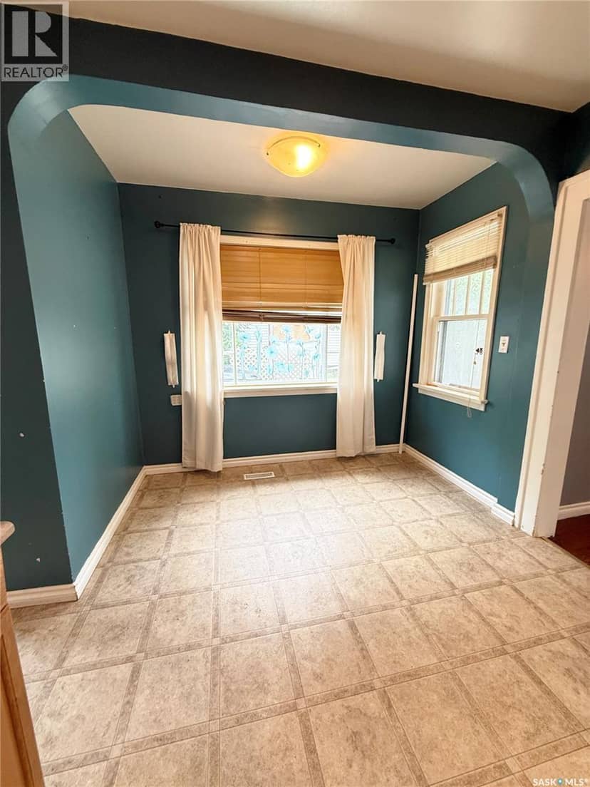 431 Qu'appelle STREET, Weyburn, photo 3