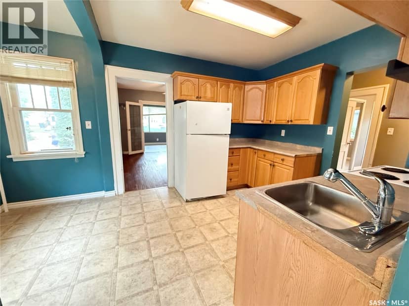 431 Qu'appelle STREET, Weyburn, photo 2