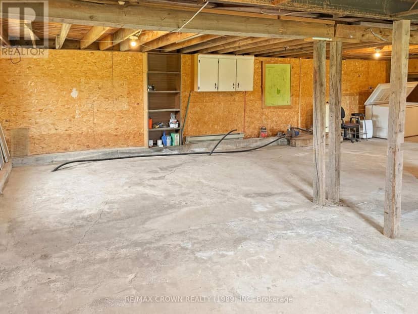 Moonbeam - 45A Chain Of Lakes Road — photo 28 of 40