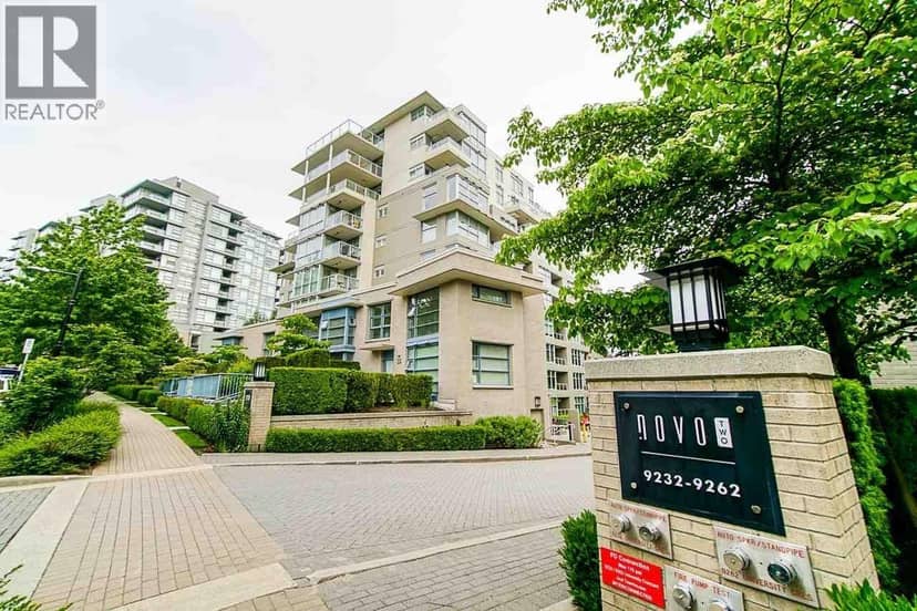 210 9232 UNIVERSITY CRESCENT, Burnaby