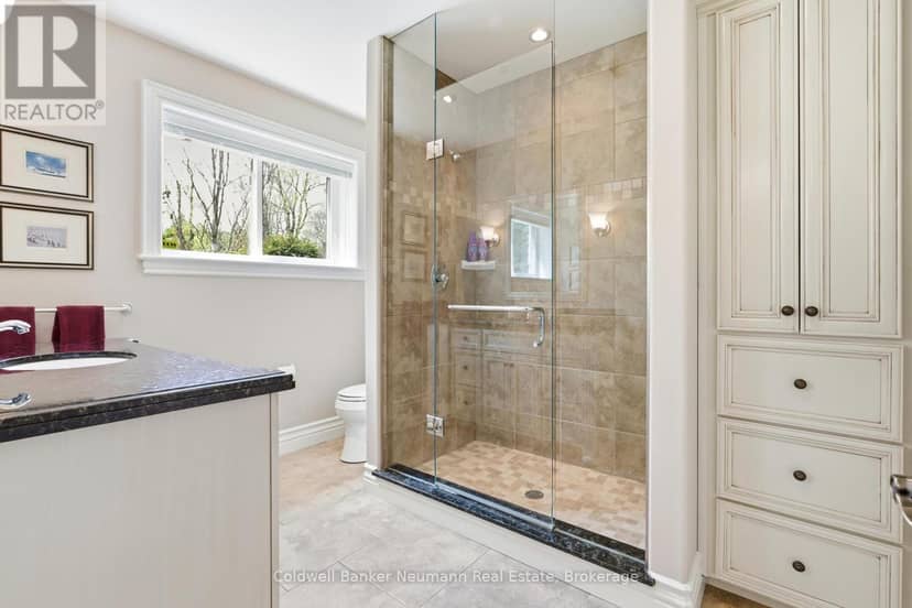33 Cassin Court — photo 40 of 40