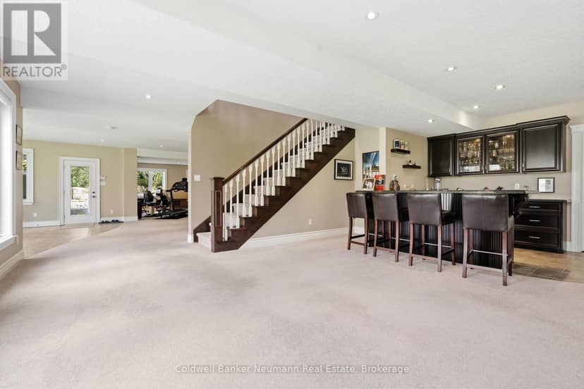 33 Cassin Court — photo 32 of 40
