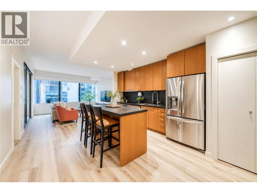 915 1333 W GEORGIA STREET, Vancouver, photo 4
