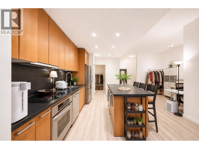915 1333 W GEORGIA STREET, Vancouver, photo 8