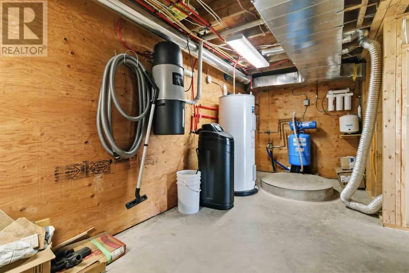 1580 Second Peninsula Road — photo 39 of 40