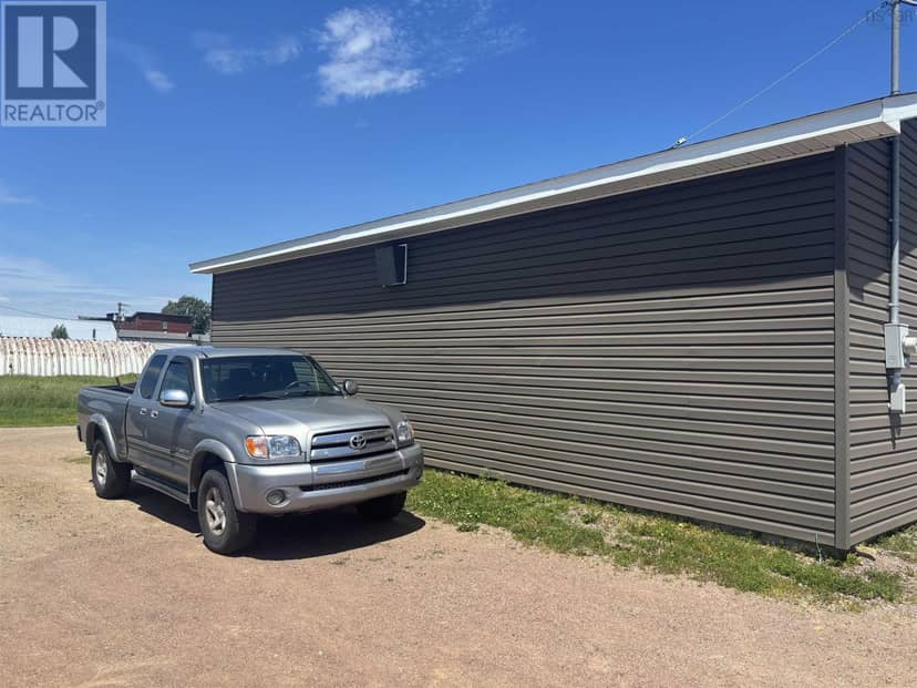 2 Abbott Street — photo 18 of 20