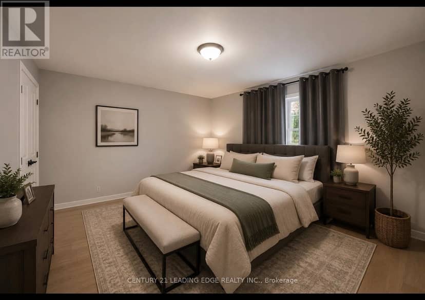 527 Glengarry Avenue — photo 9 of 40