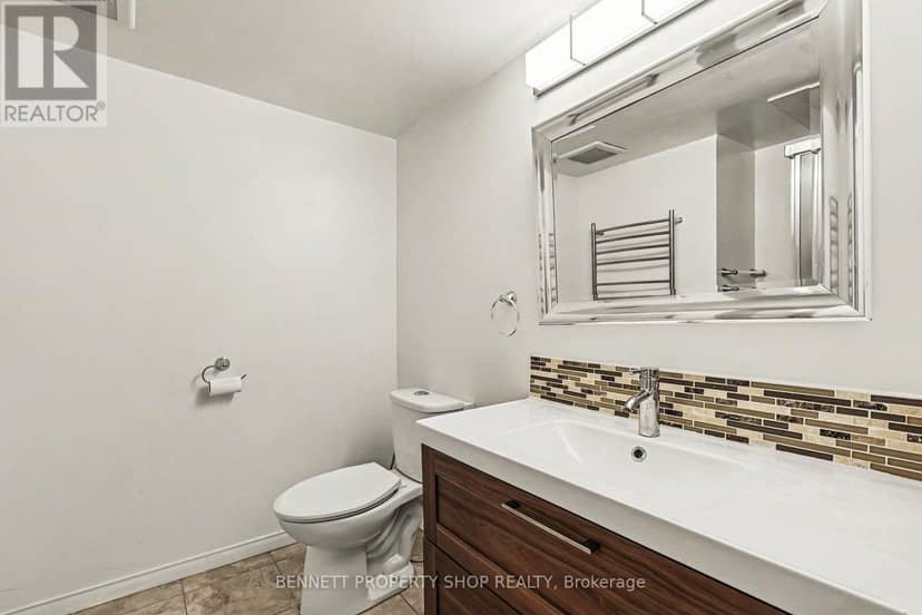 82 Emerald Meadows Drive — photo 18 of 21