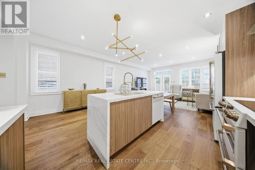 8 Bristlewood Crescent — photo 21 of 40