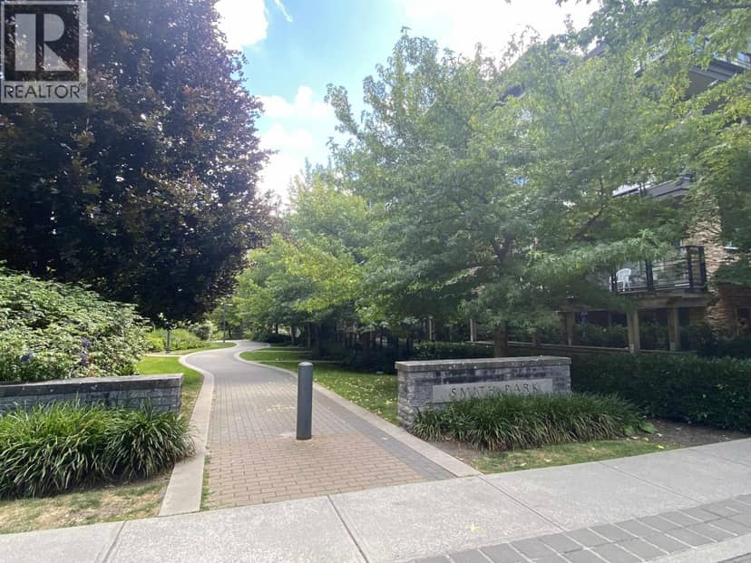213 3478 WESBROOK MALL, Vancouver, photo 2