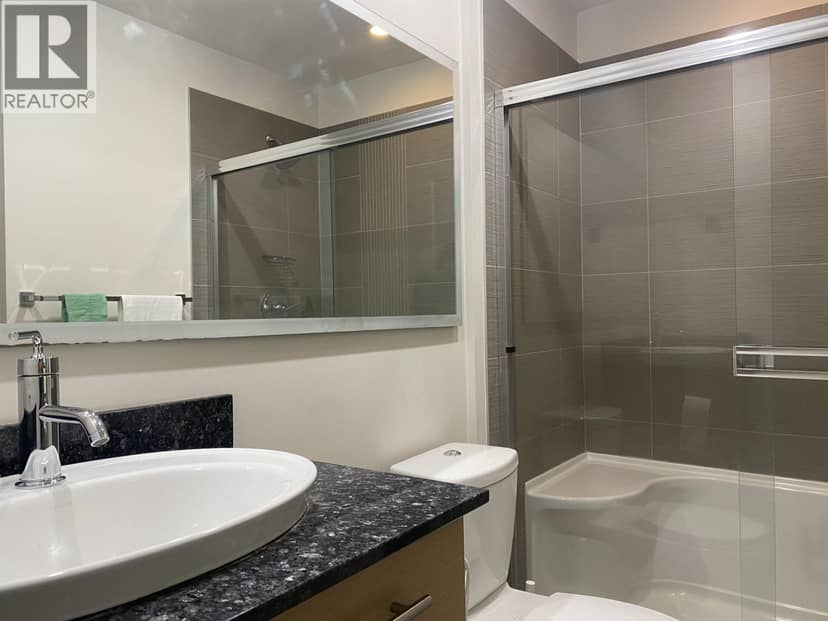 213 3478 WESBROOK MALL, Vancouver, photo 6