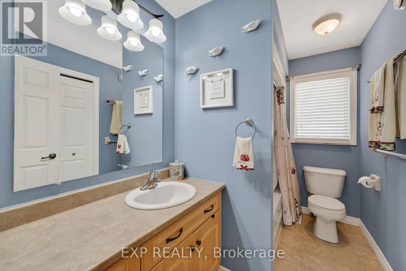 30 Illinois Crescent — photo 16 of 21
