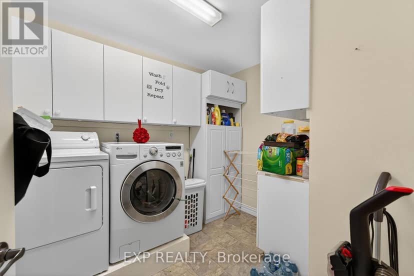 30 Illinois Crescent — photo 18 of 21