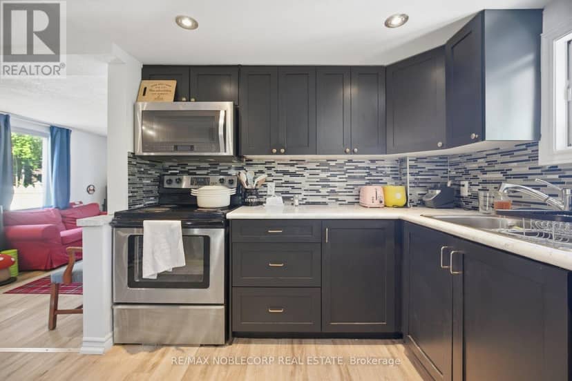 262 Pine Street — photo 13 of 31