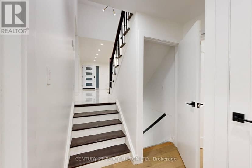 78 Agincourt Drive — photo 18 of 40