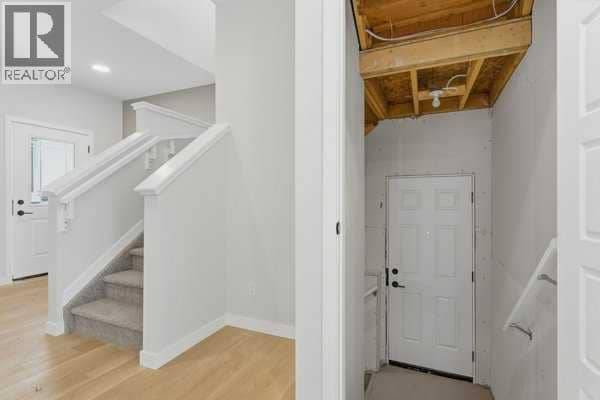 213 Bayview Park SW — photo 17 of 36