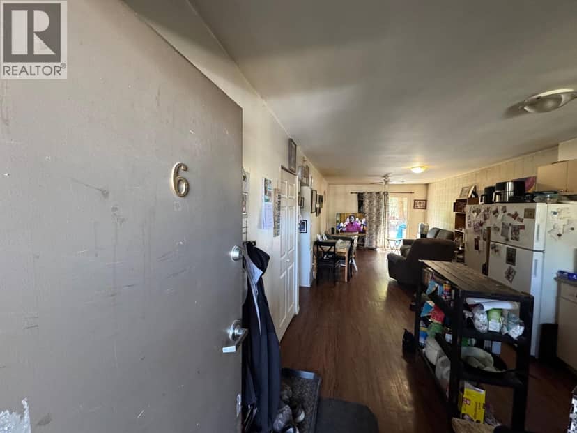 2290 Blair Street, Merritt, photo 3