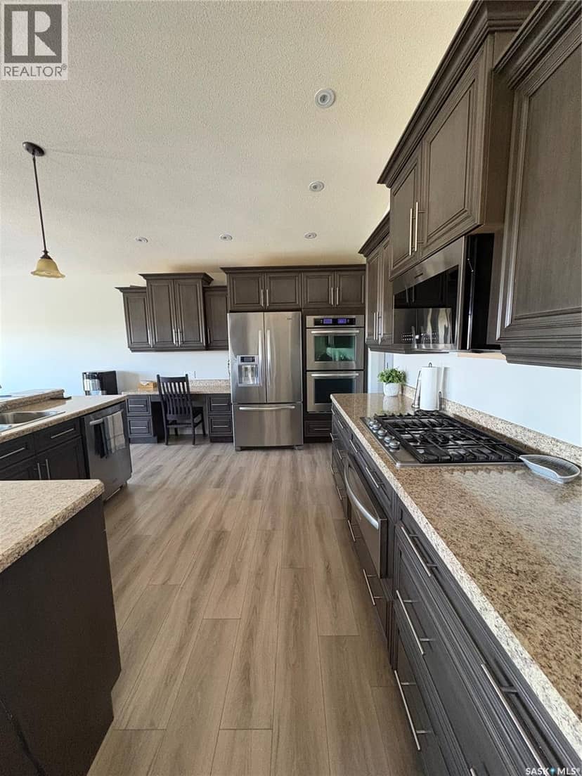 Minty Acreage Rocanville — photo 12 of 40