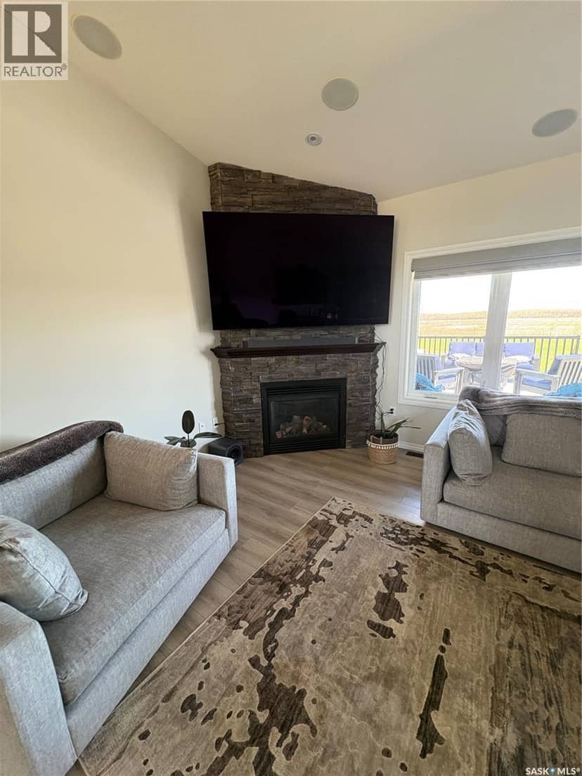 Minty Acreage Rocanville — photo 18 of 40