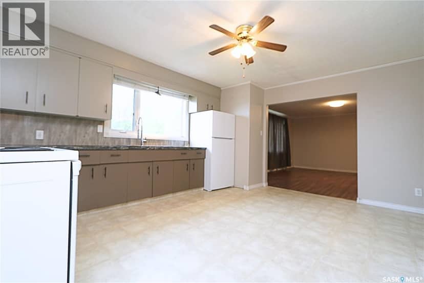 214 Main STREET — photo 2 of 25