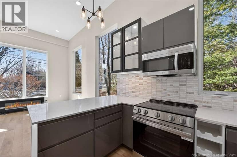 24 Murray Avenue — photo 10 of 40