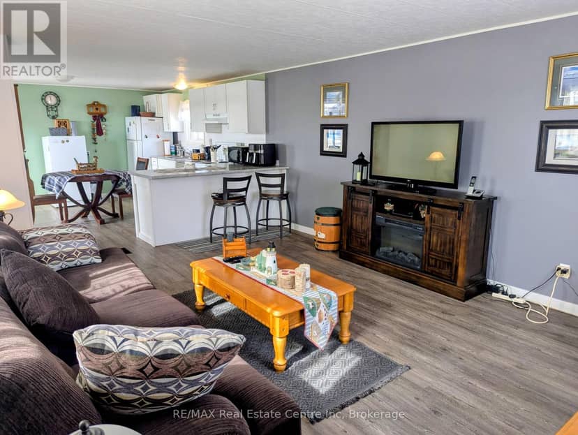 27 Cranberry Drive — photo 16 of 36