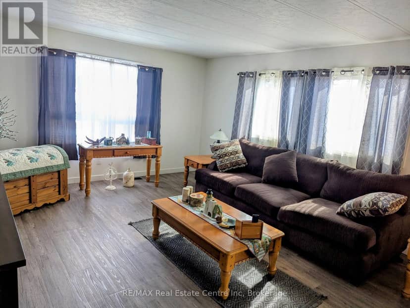 27 Cranberry Drive — photo 17 of 36