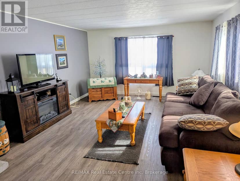 27 Cranberry Drive — photo 18 of 36