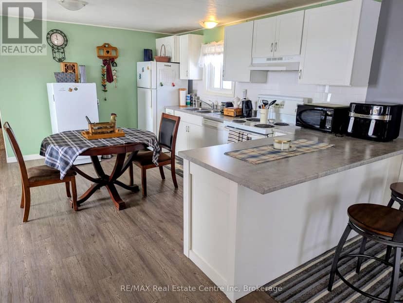27 Cranberry Drive — photo 23 of 36