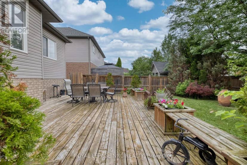 15 Fisher Drive — photo 26 of 32
