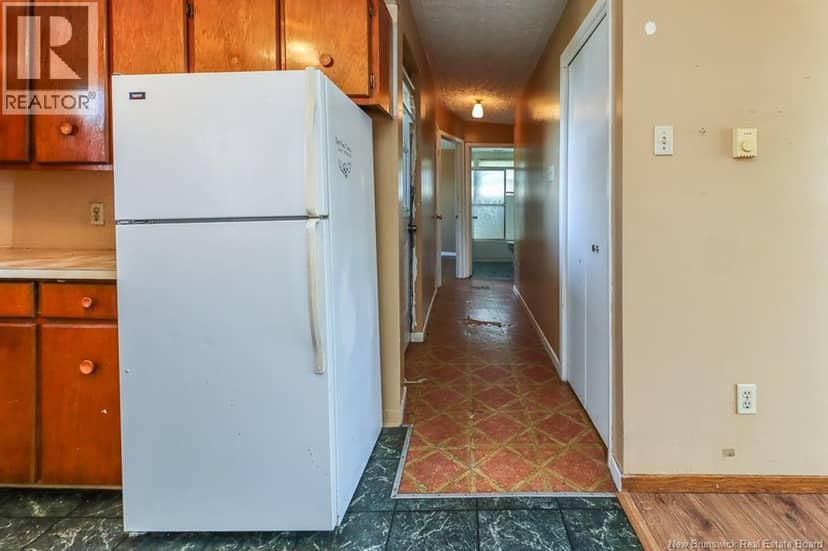 304 Carmarthen Street — photo 35 of 36