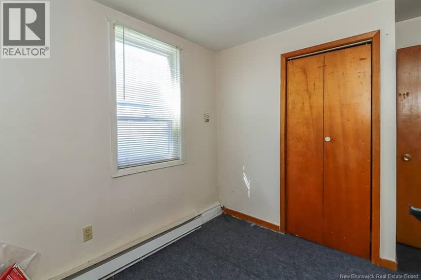 304 Carmarthen Street — photo 14 of 36