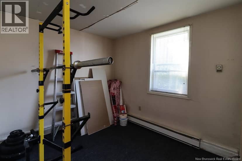 304 Carmarthen Street — photo 16 of 36
