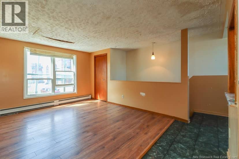304 Carmarthen Street — photo 22 of 36
