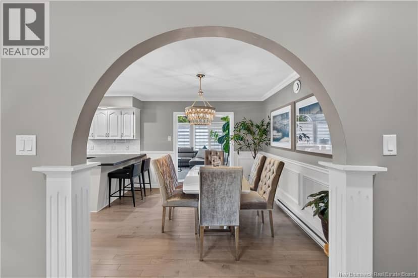 21 Adams Avenue — photo 12 of 40