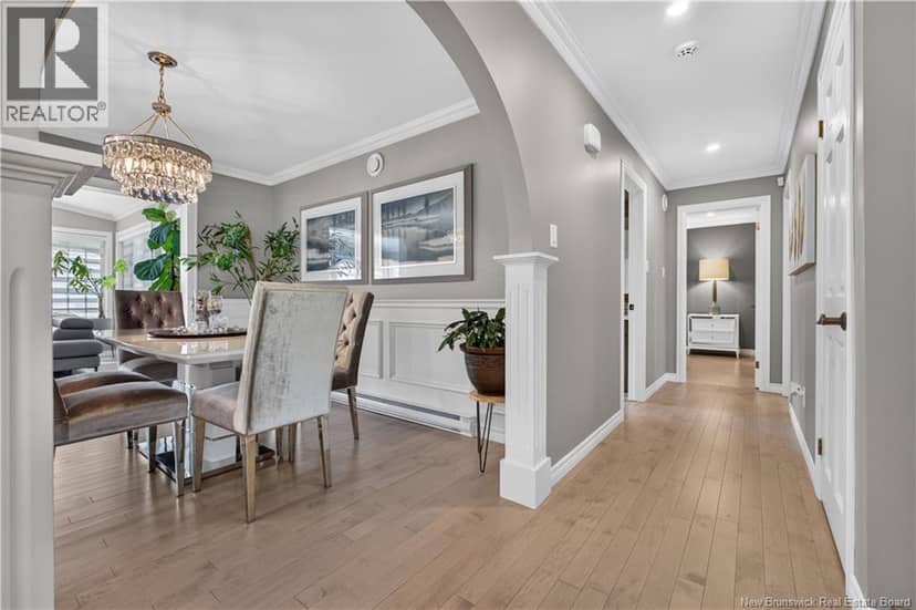 21 Adams Avenue — photo 19 of 40