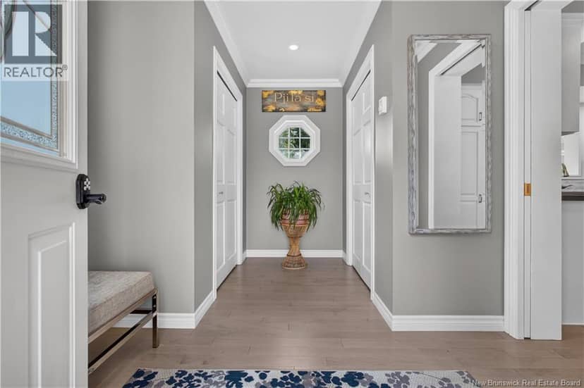 21 Adams Avenue — photo 6 of 40