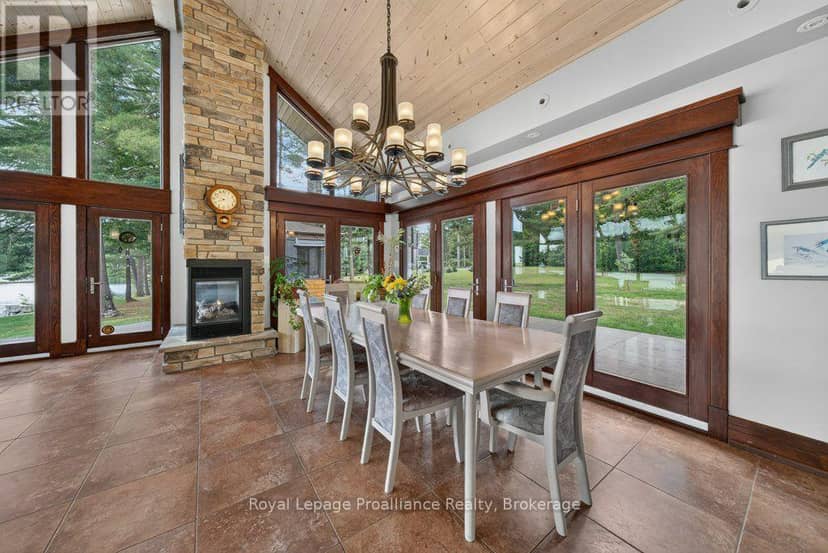 1003 A & B Sunrise Beach Lane — photo 15 of 40