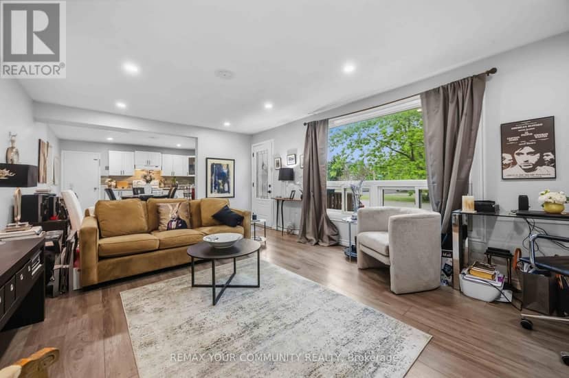 148 Bayview Avenue — photo 8 of 34