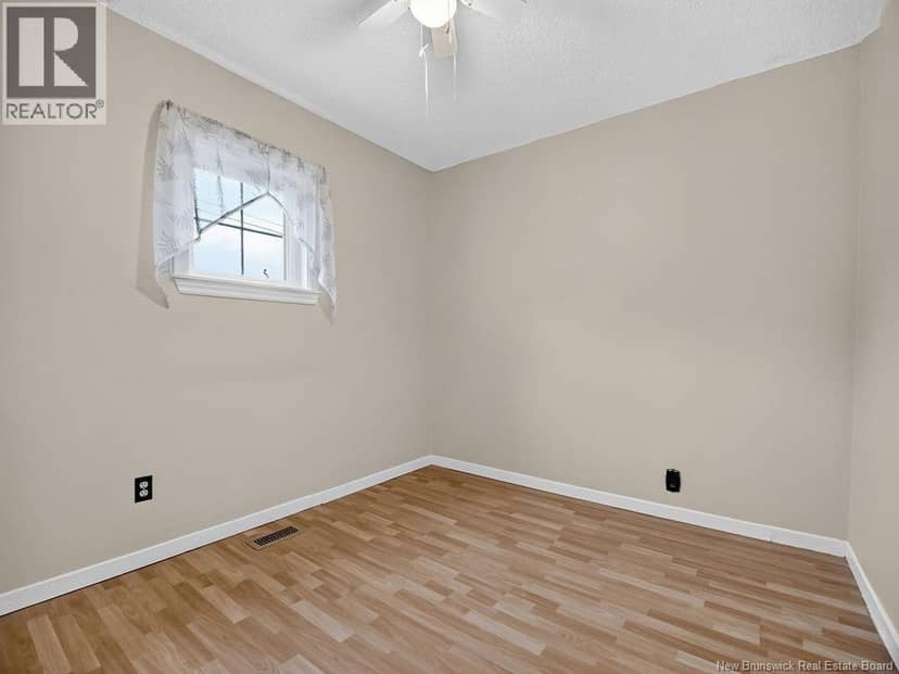 36 Bath Street — photo 12 of 39