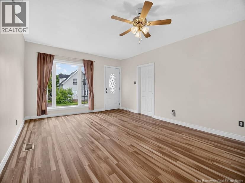 36 Bath Street — photo 14 of 39