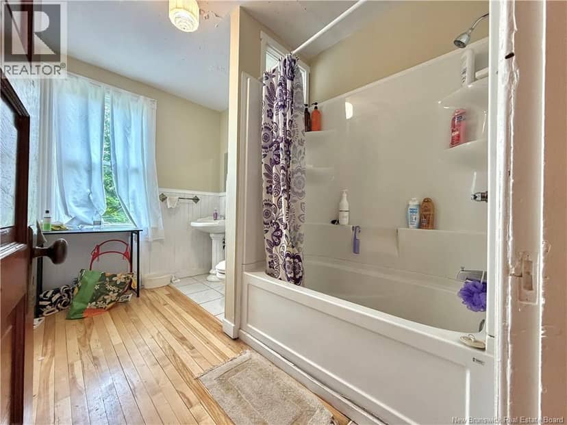 539 Queen St — photo 29 of 31