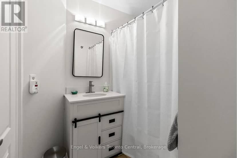 42 - 28 Ramblings Way — photo 19 of 40