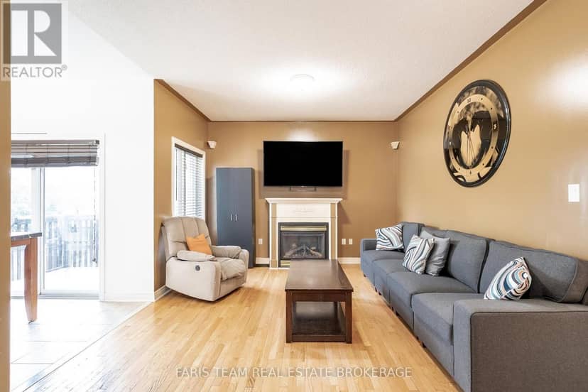 1244 Mary-Lou Street — photo 10 of 28