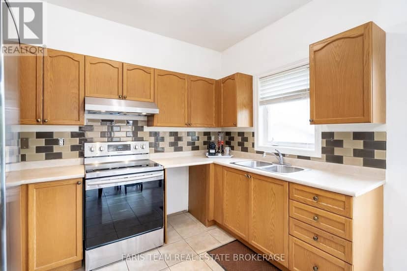 1244 Mary-Lou Street — photo 5 of 28